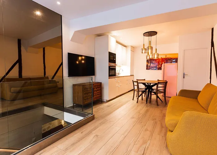 Loft 1 Bedroom Marais, Notre Dame Ac By Lcc Agency