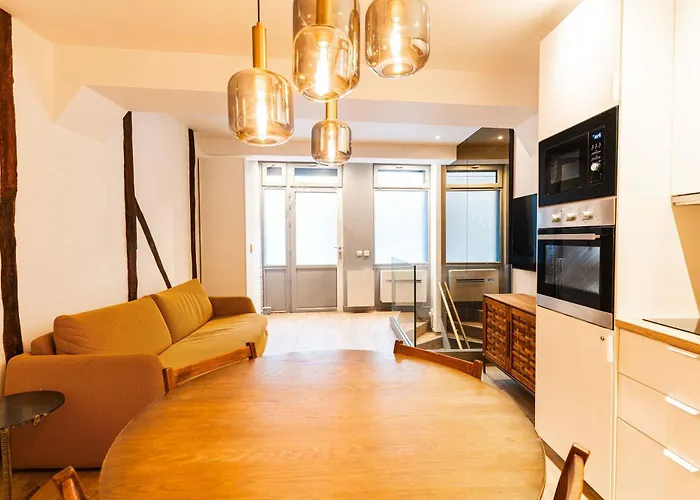 Loft 1 Bedroom Marais, Notre Dame Ac By Lcc Agency Paris